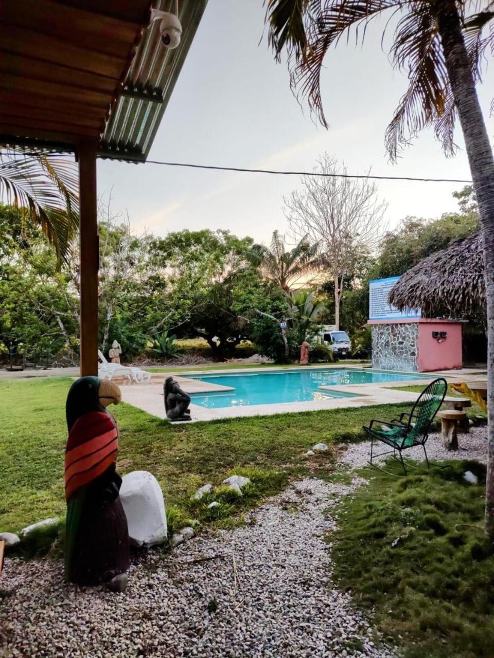 Cabinas Alemar Paquera Exteriér fotografie